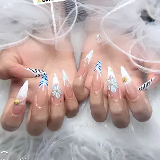 ネイル HIN NAILのネイルデザイン