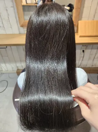 セミロング カラー 野村 果音(カノン)のヘアスタイル