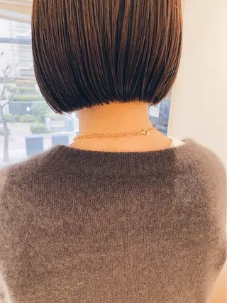 ショート カラー HCA studioのヘアスタイル