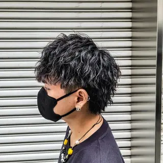 メンズ 特殊パーマ 片山恭兵のヘアスタイル