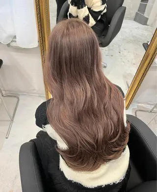 ロング カラー グレージュ/透け感 カラー/透明感カラーのヘアスタイル
