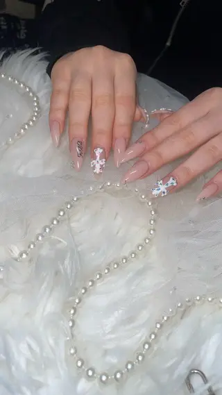 ネイル Blue daisy RIN🎀のネイルデザイン