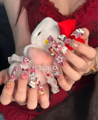ネイル Rina Nail.Novaのネイルデザイン