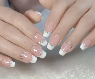 ネイル Pure&Rich Nailのネイルデザイン