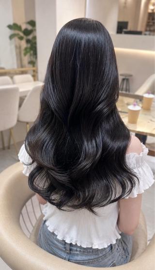 ロング カラー Akane レイヤー/艶カラーのヘアスタイル
