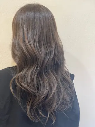 ミディアム 端野七海 縮毛矯正のヘアスタイル