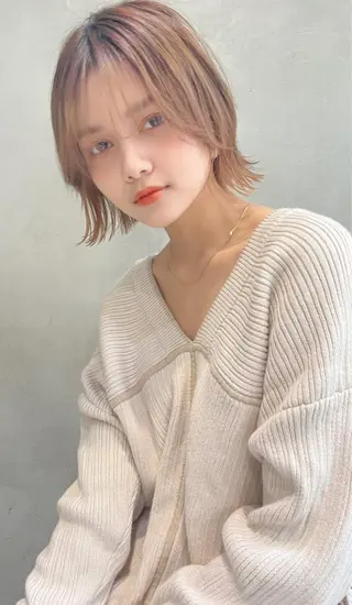 ショート カラー KAREN🕊️ 大宮美容室のヘアスタイル
