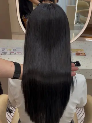 ロング 松沢州途/縮毛矯正/ 透明感カラーのヘアスタイル