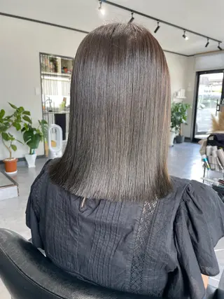 ミディアム 町田 光瑠のヘアスタイル
