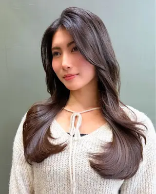 セミロング 小顔レイヤー/顔周り 艶髪カラー/金山のヘアスタイル