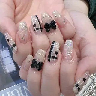 ネイル Abyss🎀 mayuのネイルデザイン