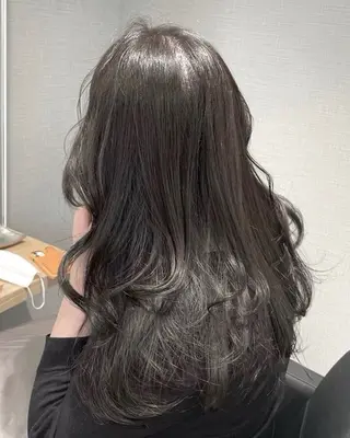 ロング 透明感カラー☘️ /meiのヘアスタイル