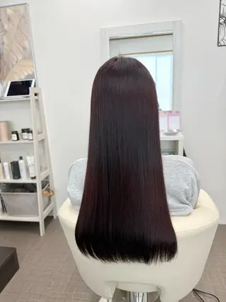 ロング フジワラ ヤスのヘアスタイル