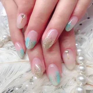 ネイル マジック ミラーのネイルデザイン