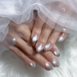 ネイル LAVISH momoneのネイルデザイン