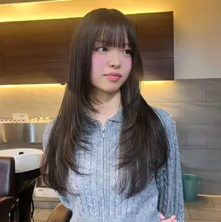 ロング ロングレイヤー/桂駅 /佃 優華🧸💓のヘアスタイル