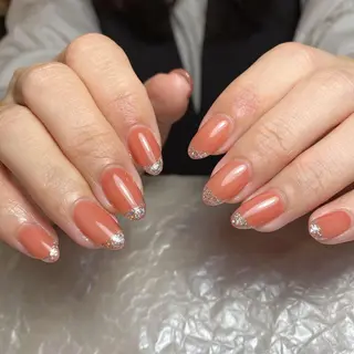 ミディアム めぐみのネイルサロン スタッフ練習のネイルデザイン