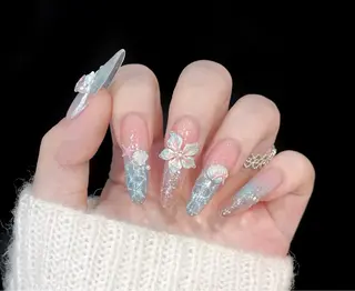 ネイル D-BEAUTY Nailsalonのネイルデザイン
