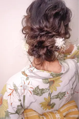 ミディアム カラー ヘアアレンジ SHANTi 飯塚 ヘアセット/髪質改善のヘアスタイル