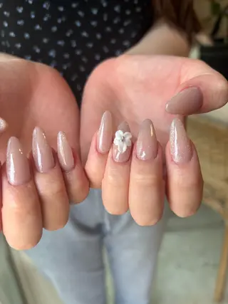 ネイル 手描き🌸ニュアンス monny nailのネイルデザイン