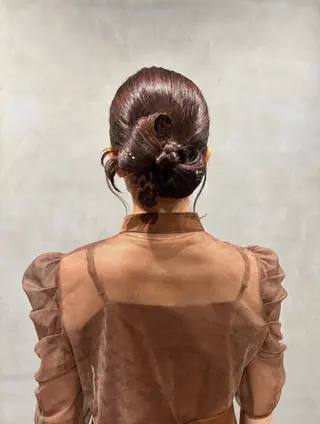 ヘアアレンジ ヘアアレンジ🪽 艶カラー ☆ yuiのヘアスタイル