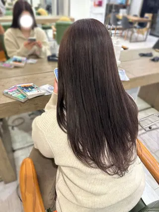 ロング 尾崎 虹美のヘアスタイル