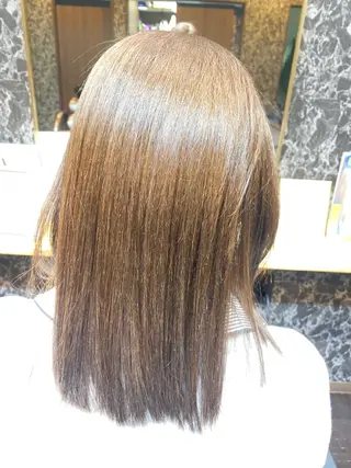 ミディアム AIKO MSLのヘアスタイル