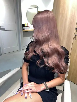 ロング カラー ブリーチ 透明感HIDEのヘアスタイル