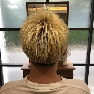 ショート カラー メンズ 西山 良波のヘアスタイル