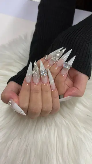 ネイル Riran°・*:. shikiのネイルデザイン