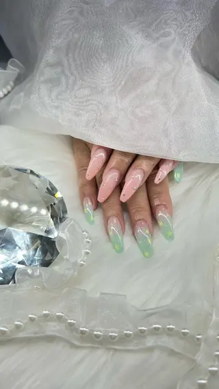 ネイル Li'a nail.のネイルデザイン