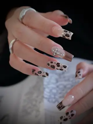 ネイル Hana Rose Nailのネイルデザイン