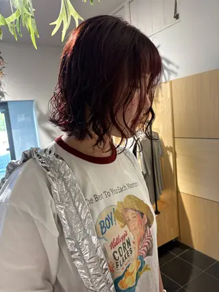 ショート カラー パーマ Yui⭐️ 透明感カラー🫧のヘアスタイル