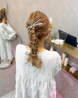 ロング ヘアアレンジ ヘアセット/レイヤー 赤み消し/はるかのヘアスタイル
