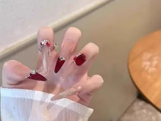 ネイル Queenie 🦋のネイルデザイン