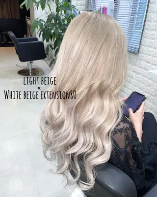 ミディアム カラー にしき さんのヘアスタイル