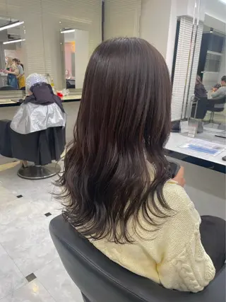 ロング カラー 韓国レイヤー透明感 艶カラー美髪縮毛矯正のヘアスタイル
