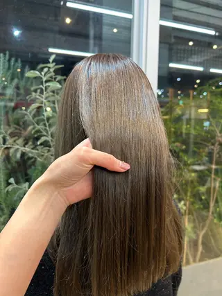ロング カラー 明津 桜空のヘアスタイル