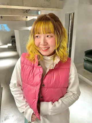 ミディアム カラー 宮川 日菜子のヘアスタイル