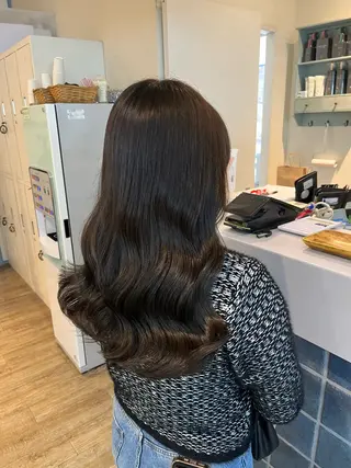 セミロング カラー なつな/ 透明感カラーのヘアスタイル