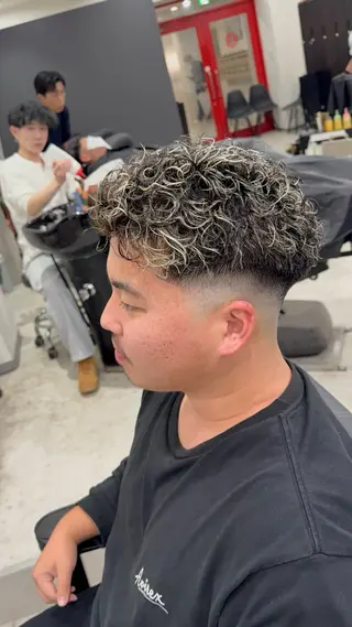 ショート パーマ メンズ 谷口 匠のヘアスタイル