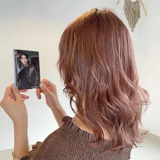 セミロング カラー ヘアアレンジ REONA🪽✨薬院 レイヤーカット🫧のヘアスタイル