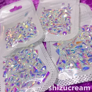 ネイル shizucream 痛デコネイル専門のネイルデザイン