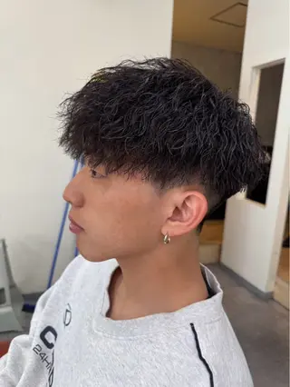 メンズ 京都メンズパーマ ツイスパ|波巻きのヘアスタイル
