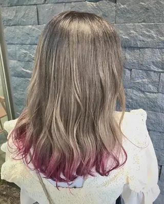 セミロング YUI𓍯ｴｸｽﾃ /ﾆｭｱﾝｽｶﾗｰのヘアスタイル