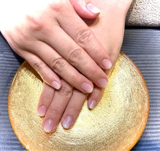 ネイル 屋代 菜穂子のネイルデザイン