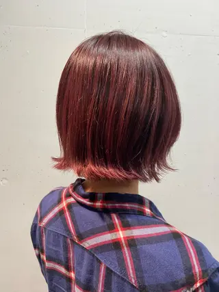 ショート カラー ウルフカット レイヤーカット上柿のヘアスタイル