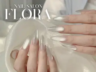 ネイル Flora nail salonのネイルデザイン