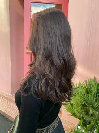 セミロング カラー 顔まわりカット✨艶髪 ✨髪質改善✨伴響佳のヘアスタイル