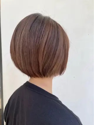ショート カラー Hair Make powderのヘアスタイル